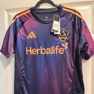 LA Galaxy 2024/25 Jersey #11 - Men's Large - new with tags